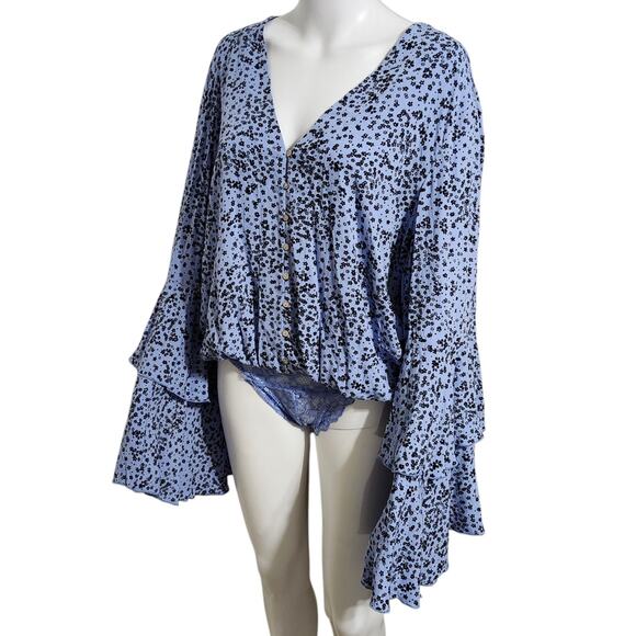 Free People Floral Print Cornflower Blue Bodysuit Boho Bell Sleeve Medium - Picture 2 of 7